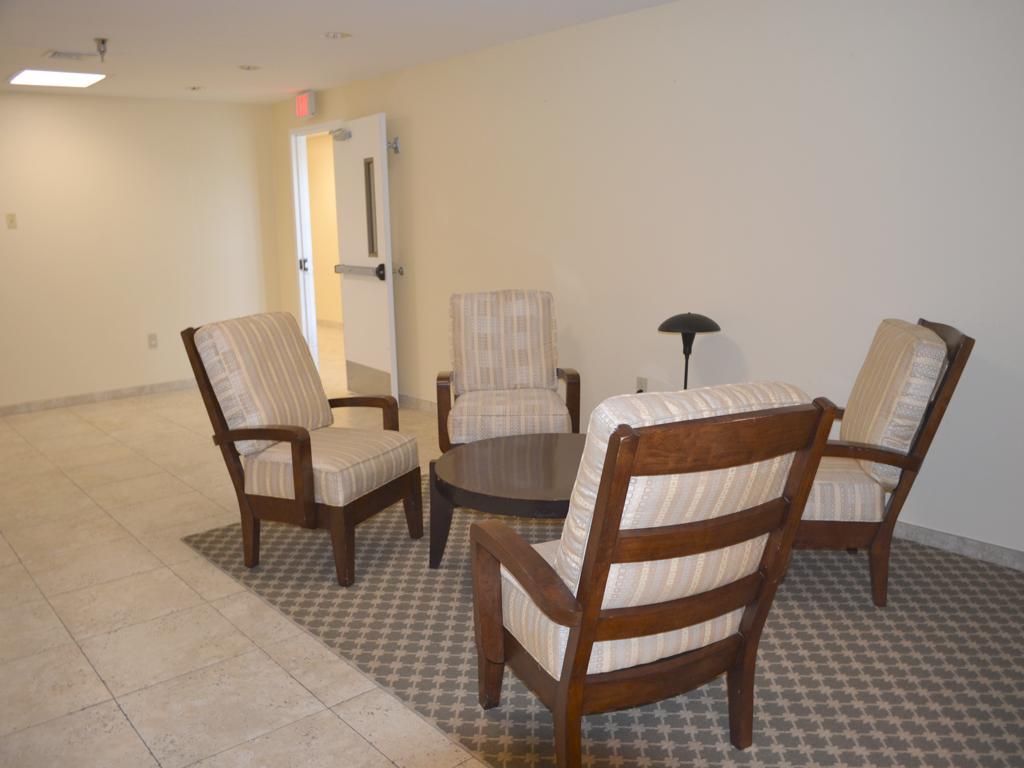 Baymont By Wyndham East Windsor Bradley Airport Hotel Exterior photo