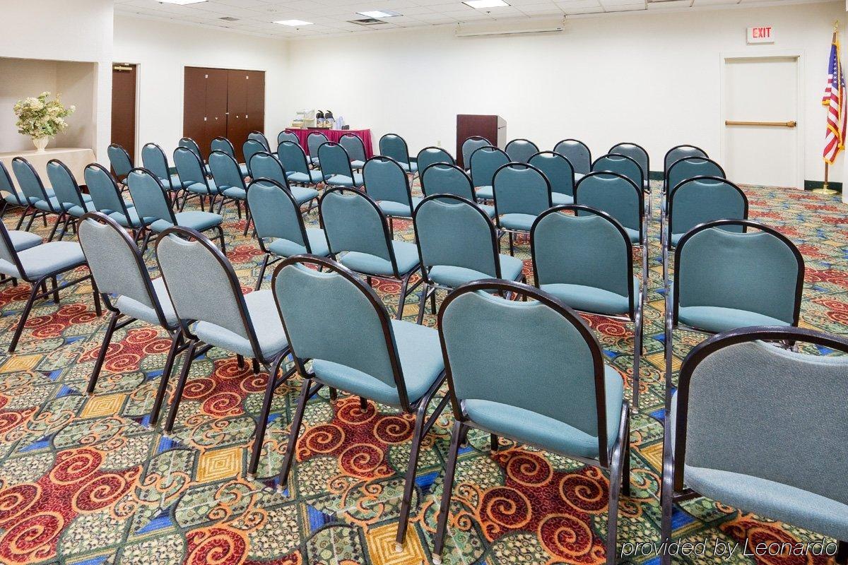 Baymont By Wyndham East Windsor Bradley Airport Hotel Facilities photo