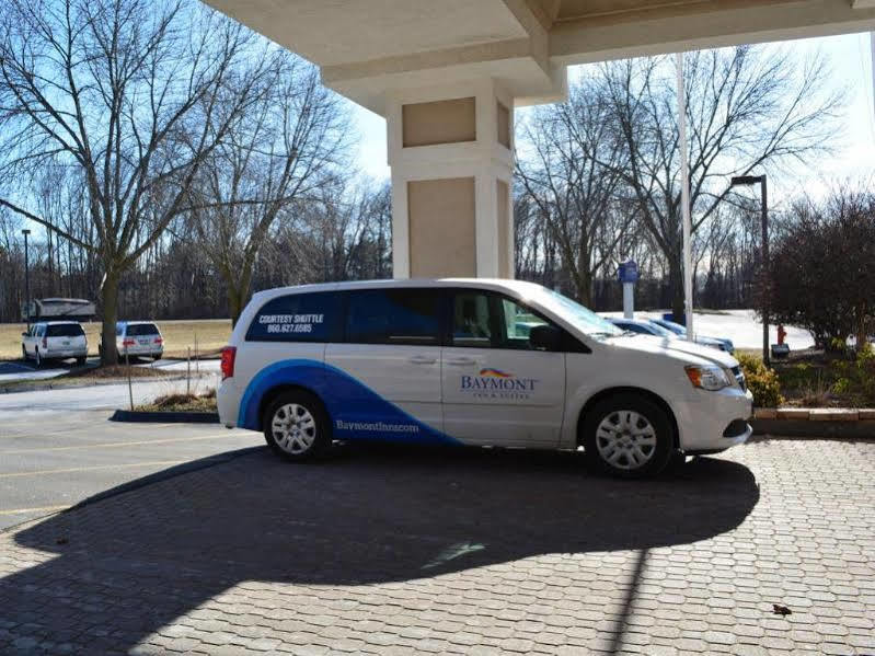 Baymont By Wyndham East Windsor Bradley Airport Hotel Exterior photo
